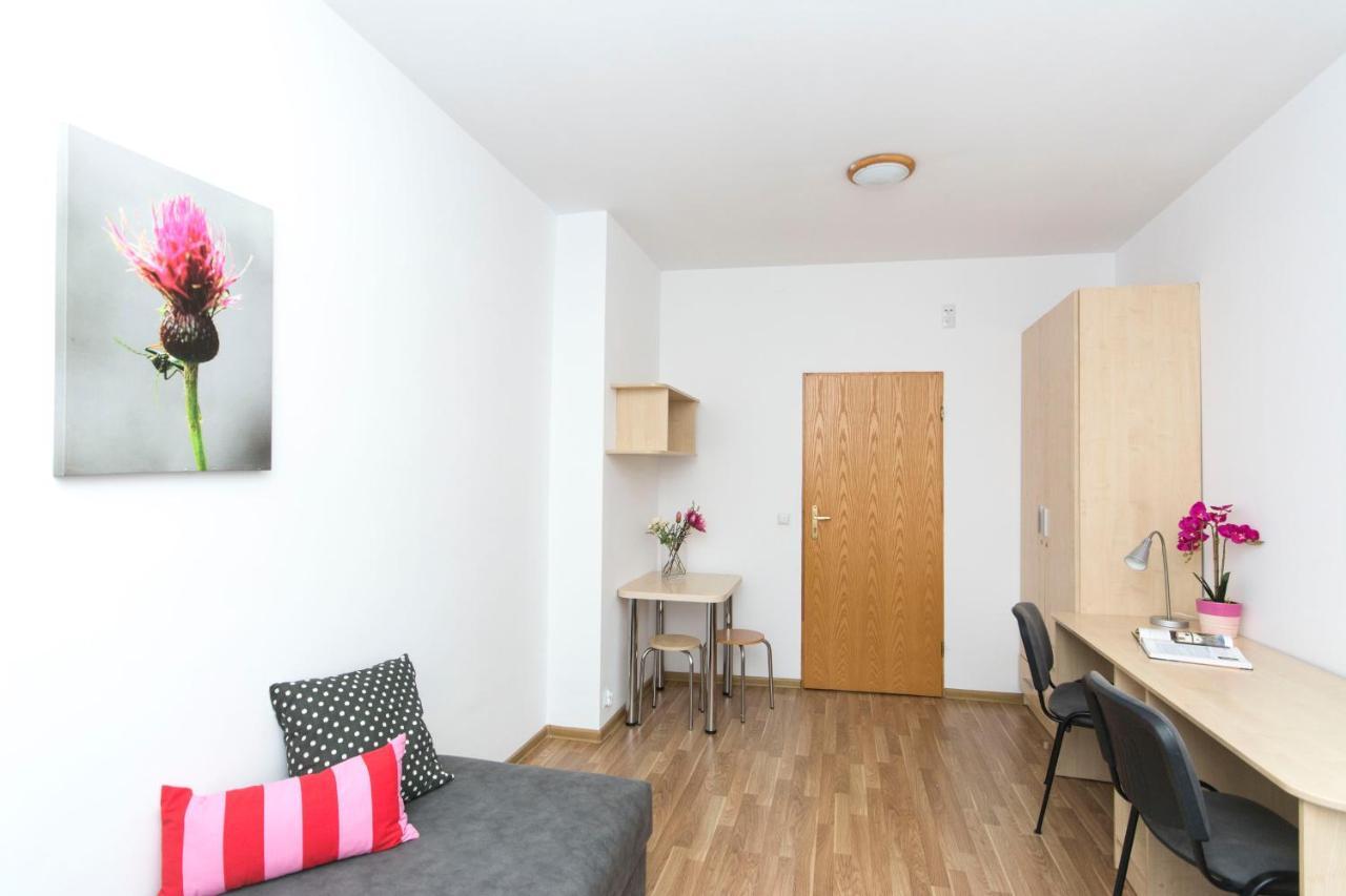 Akademikus Torun Hostel Buitenkant foto