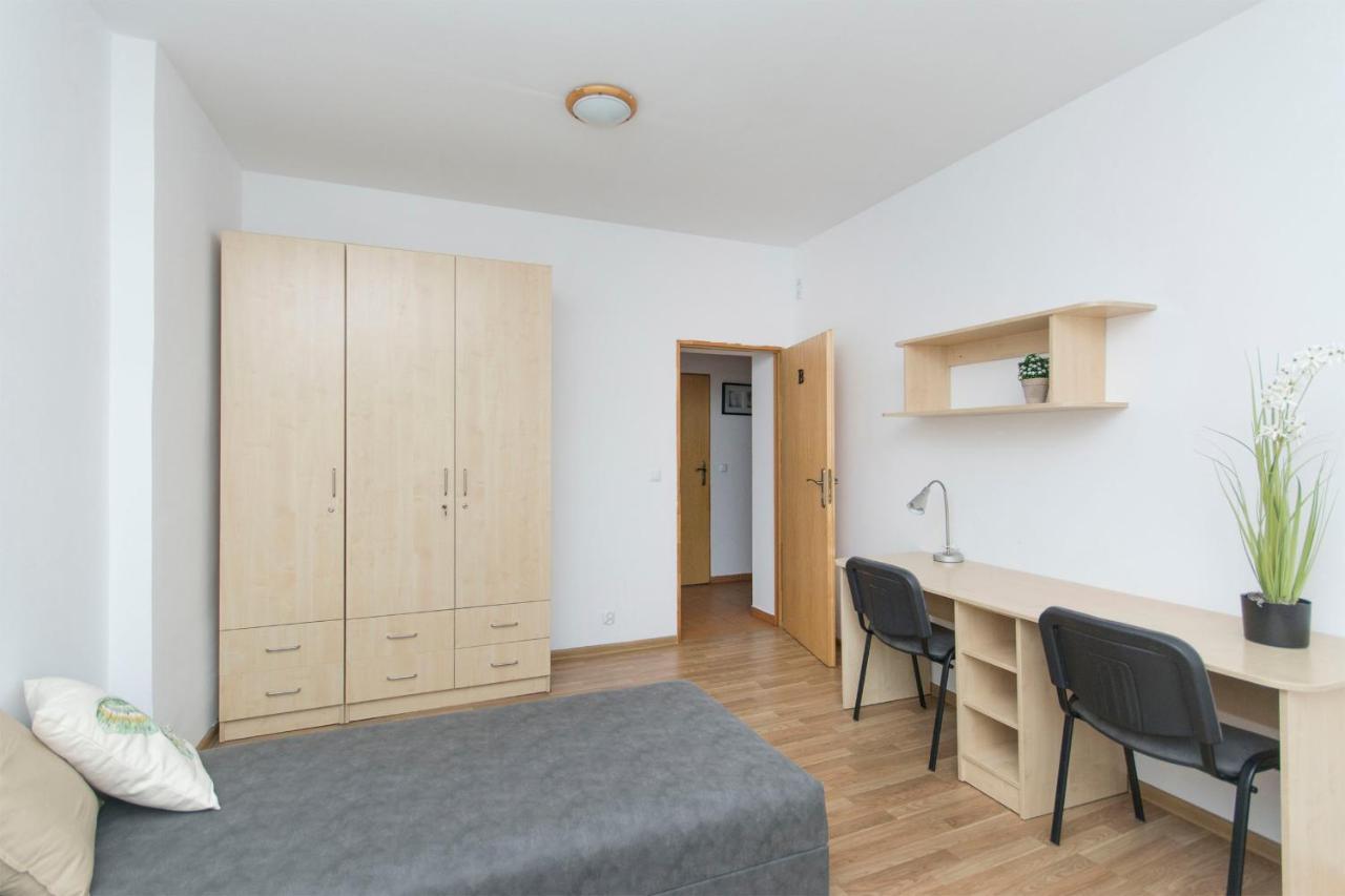 Akademikus Torun Hostel Buitenkant foto