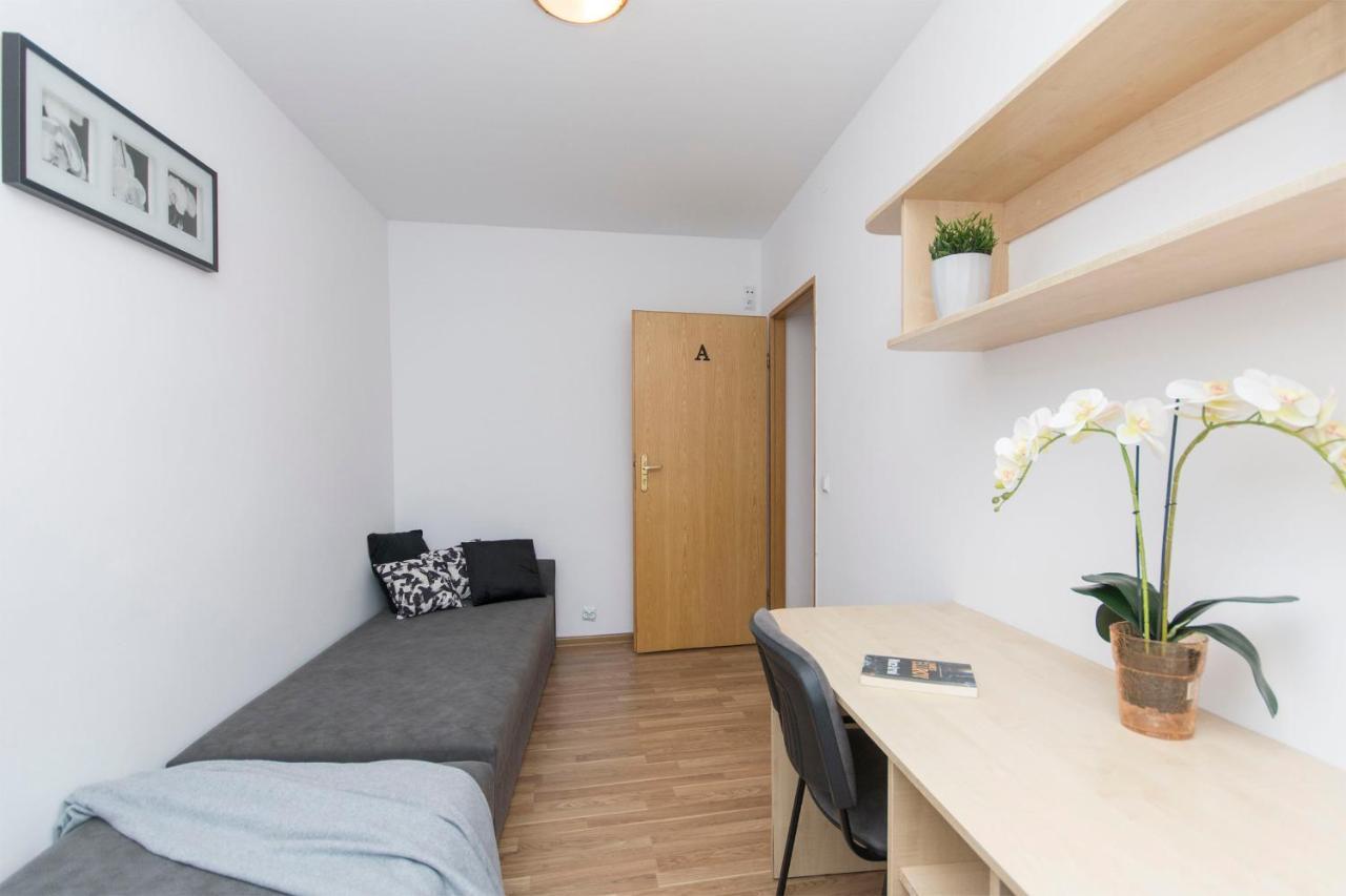 Akademikus Torun Hostel Buitenkant foto