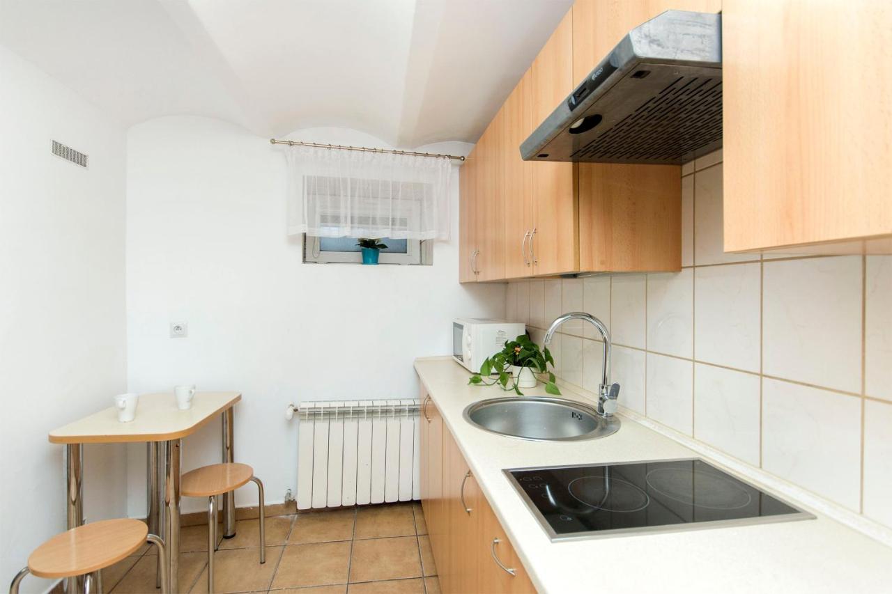 Akademikus Torun Hostel Buitenkant foto