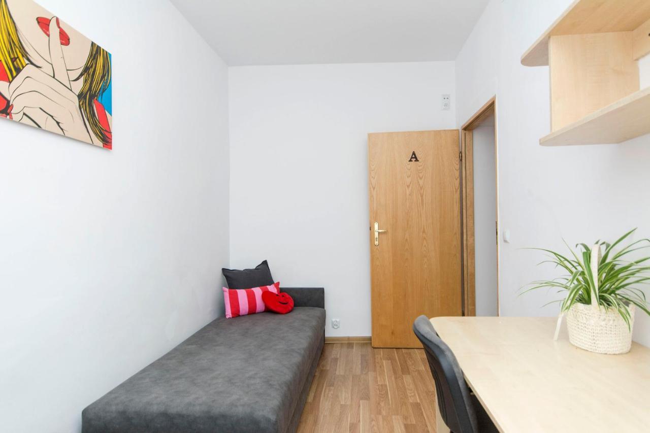 Akademikus Torun Hostel Buitenkant foto